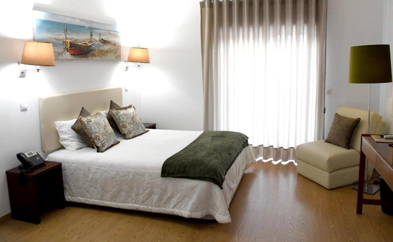 Hotel Larverde Sertã エクステリア 写真