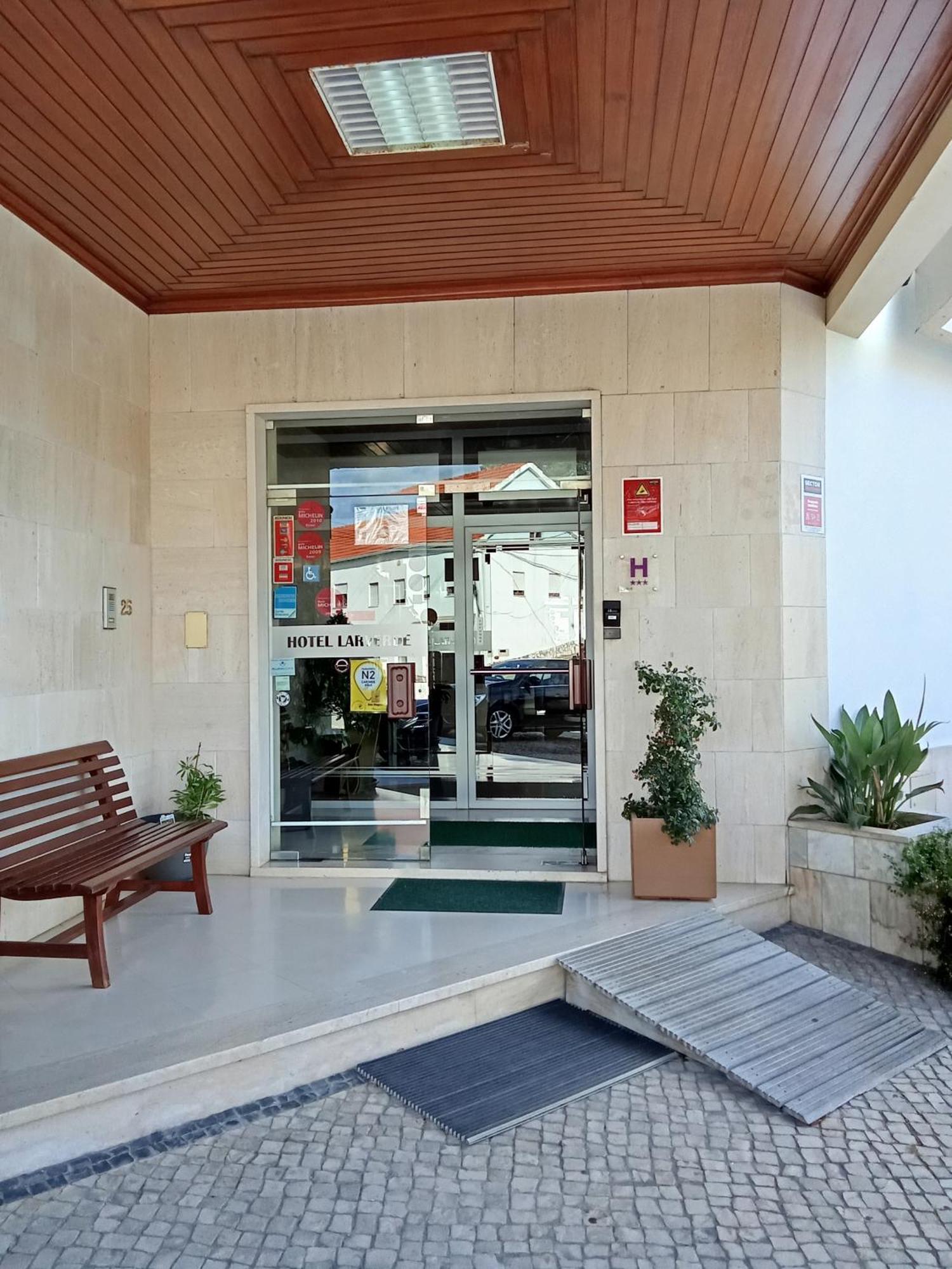 Hotel Larverde Sertã エクステリア 写真
