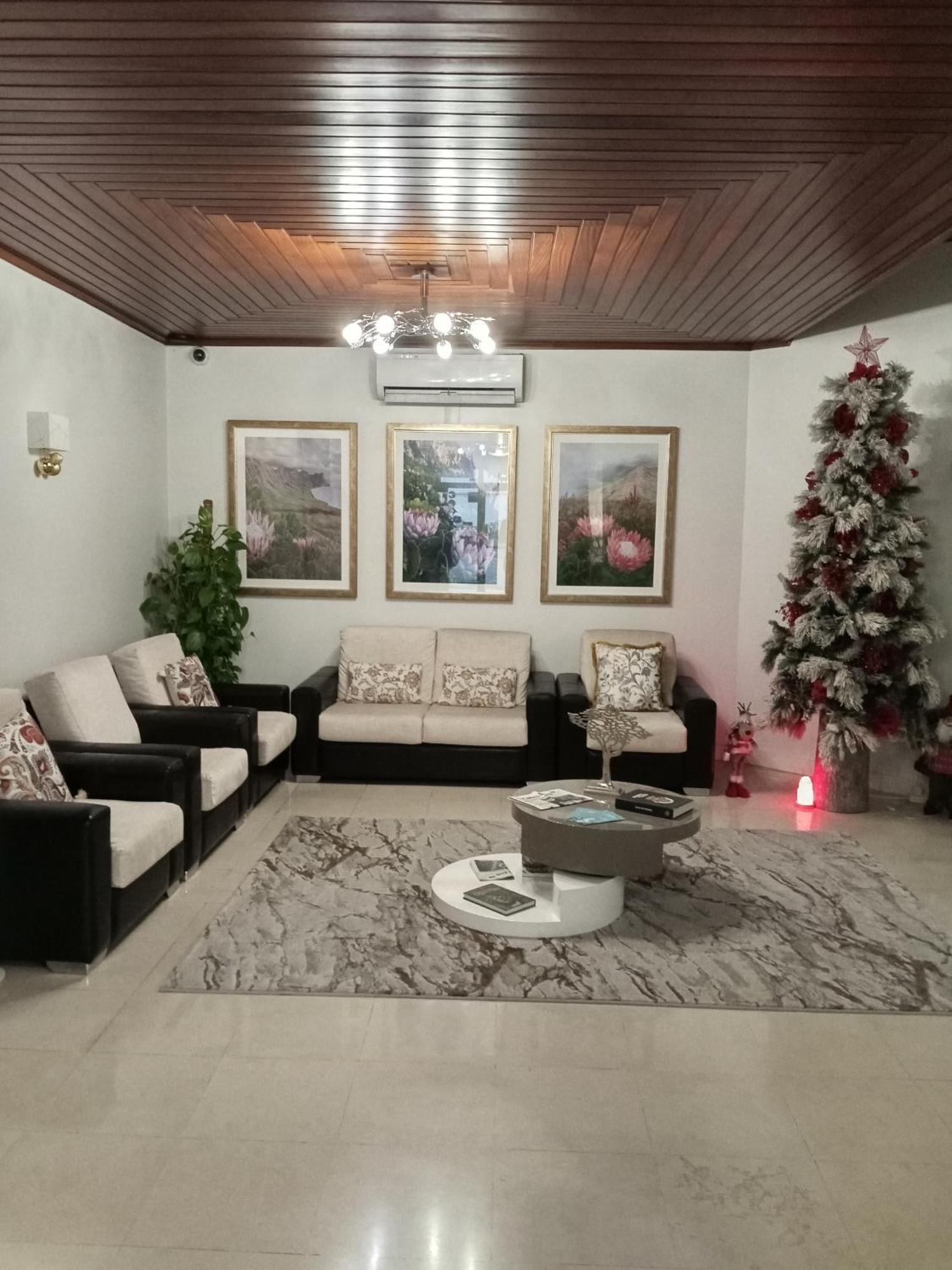Hotel Larverde Sertã エクステリア 写真