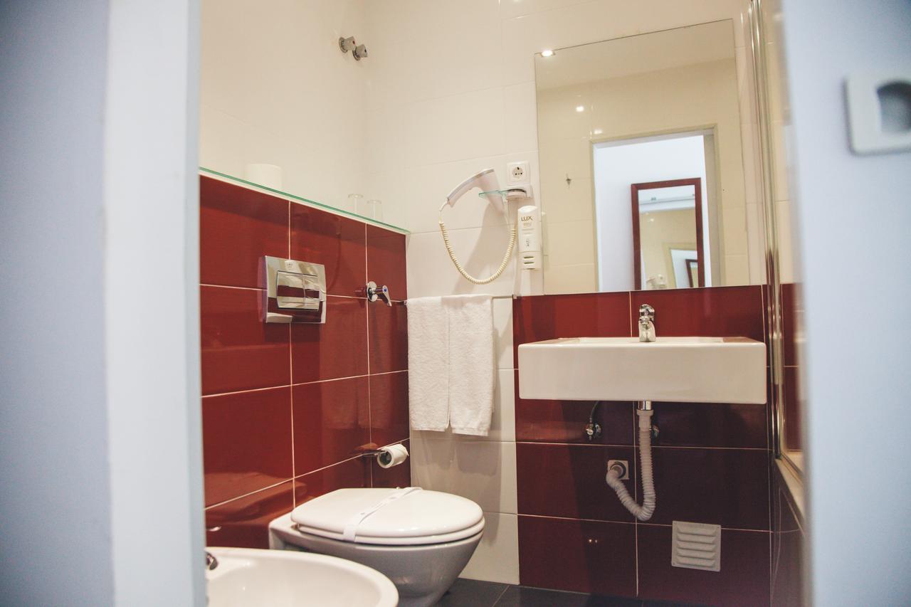 Hotel Larverde Sertã エクステリア 写真