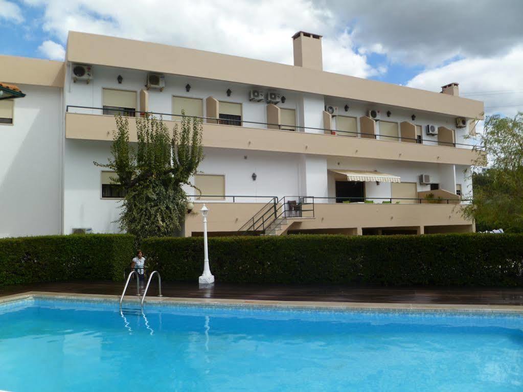 Hotel Larverde Sertã エクステリア 写真