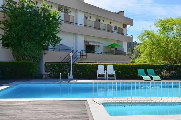 Hotel Larverde Sertã エクステリア 写真